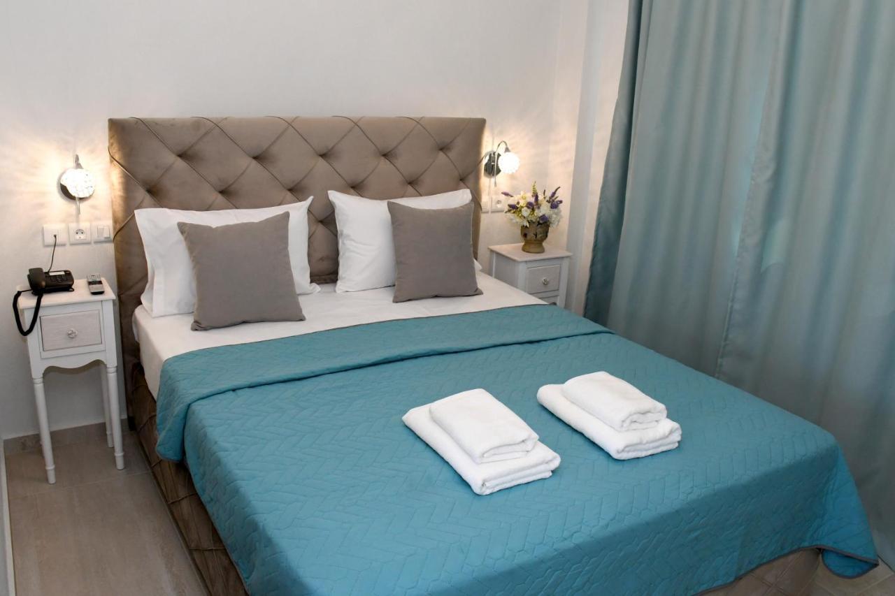 Theano Luxury Suites Nikiti Bagian luar foto